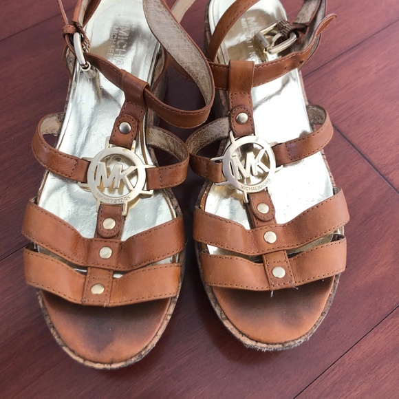 MICHAEL KORS platform sandals brown size 6 - Picture 1 of 11